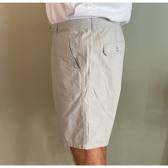 RODD & GUNN The Gunn Men’s 42” X 9" “Original Fit” Cotton Blend Shorts NWOT - Picture 3 of 9